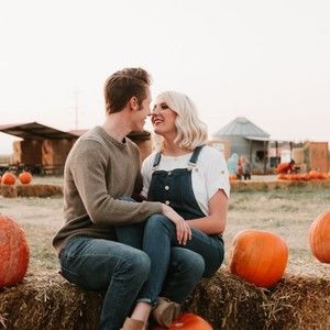 Meet your Posher, Flora